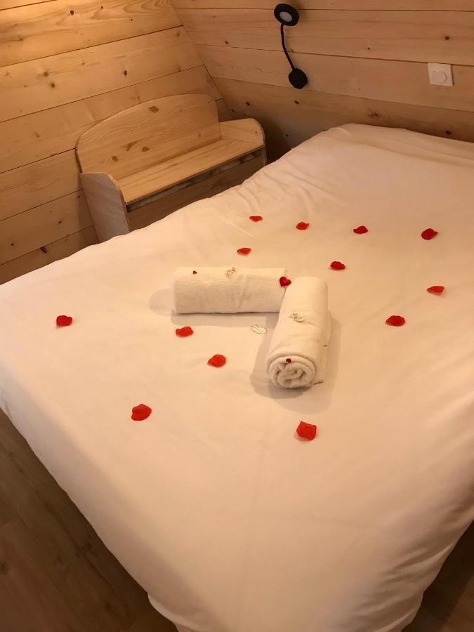 O Tipi Lodge Saint-Christo-en-Jarez Bagian luar foto